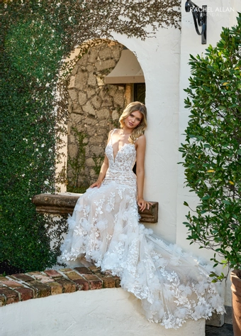 Lo'Adoro by Rachel Allan RB5063 #1 frontface vertical thumbnail