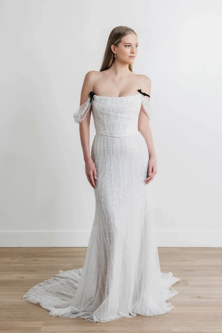 Watters Hart 68409B #1 frontface vertical picture