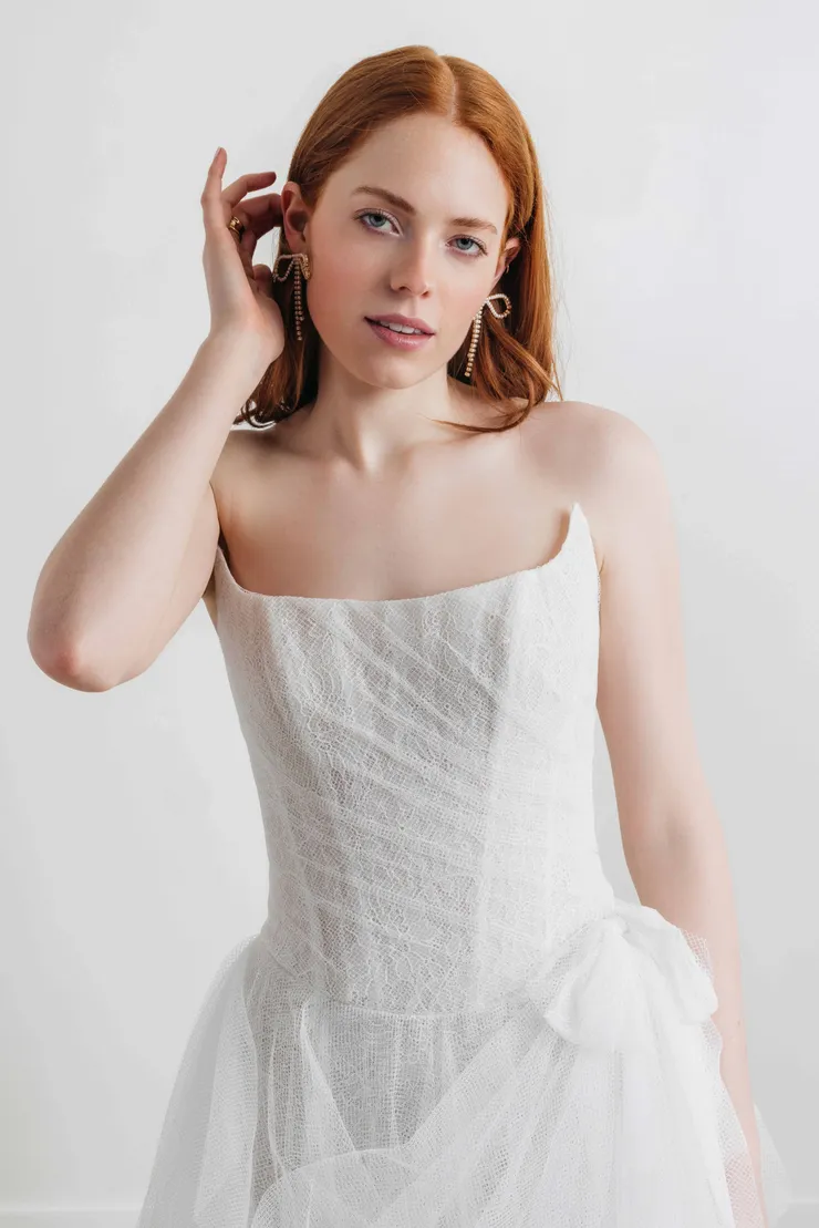 Willowby Calico 53719 #2 frontface vertical cropped picture