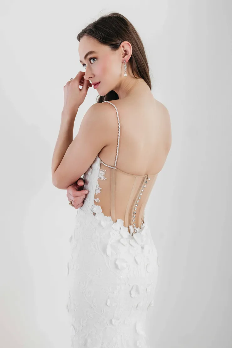 Locket Ilsa Style #13139 #5 backface vertical cropped picture