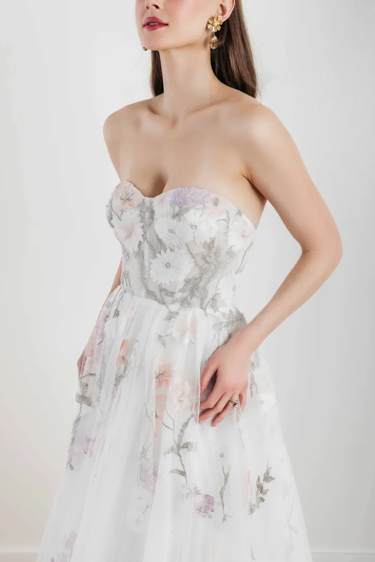 Locket Lavinia Style #13621 #8 frontface vertical cropped picture