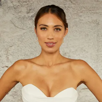 En Vogue E2451 #0 default vertical thumbnail