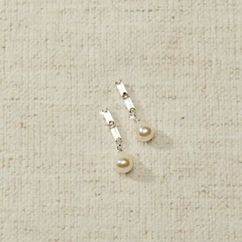 En Vogue E2451 #2 default vertical thumbnail