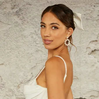 En Vogue E2452 #1 vertical thumbnail