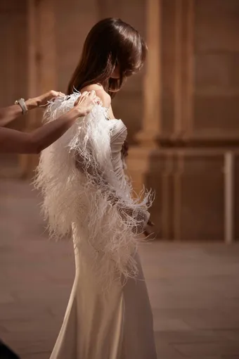 Milla Nova Belgravia #5 backface vertical cropped thumbnail