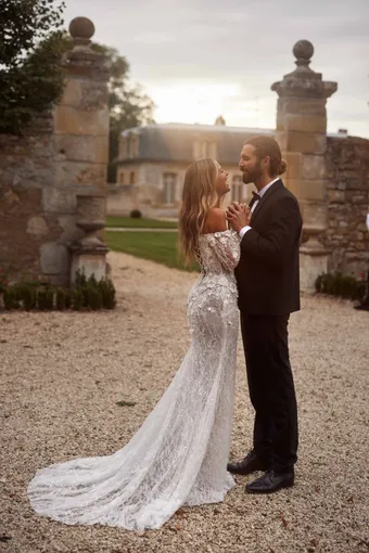 Milla Nova Montana #4 backface vertical thumbnail