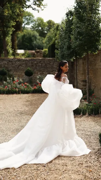 Milla Nova Nivea #12 backface vertical thumbnail