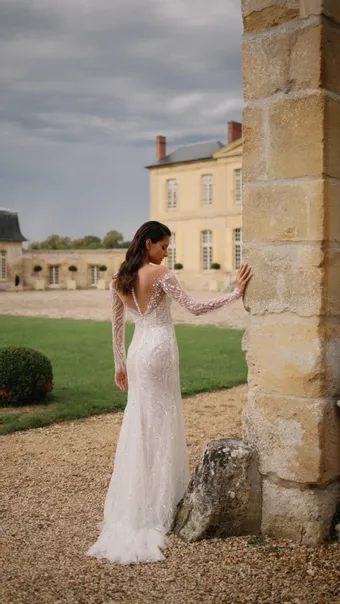 Milla Nova Nivea #20 default backface vertical thumbnail