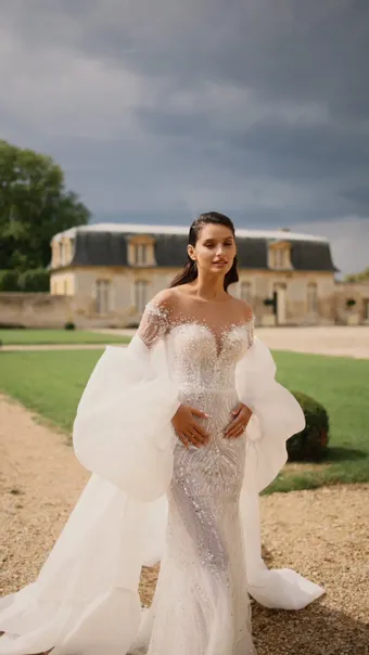 Milla Nova Nivea #22 frontface vertical cropped thumbnail