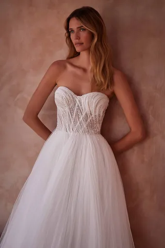 Milla Nova River #3 vertical thumbnail