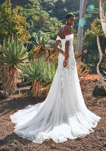 Pronovias Baikal #2 backface vertical thumbnail
