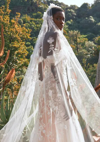 Pronovias Baikal #4 vertical thumbnail