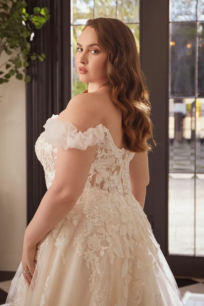 Casablanca Bridal Style #2574C #5 backface vertical cropped picture