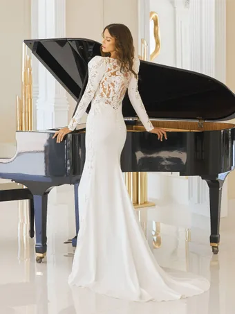 Pronovias Kaya #2 vertical thumbnail