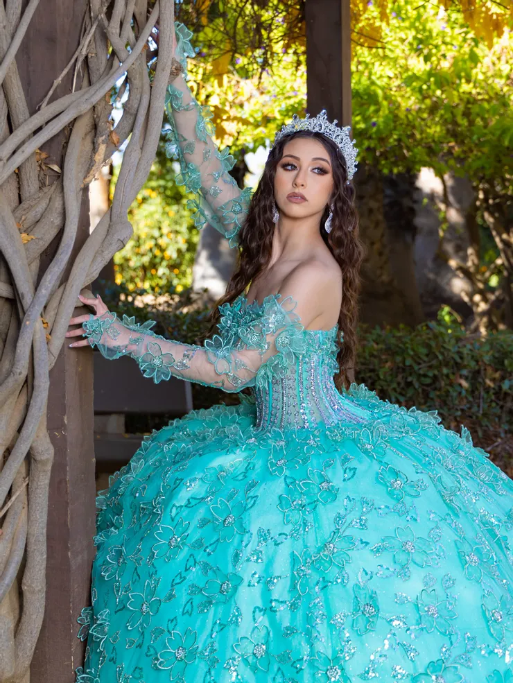 LizLúo Quince Style #26085 #5 vertical cropped picture