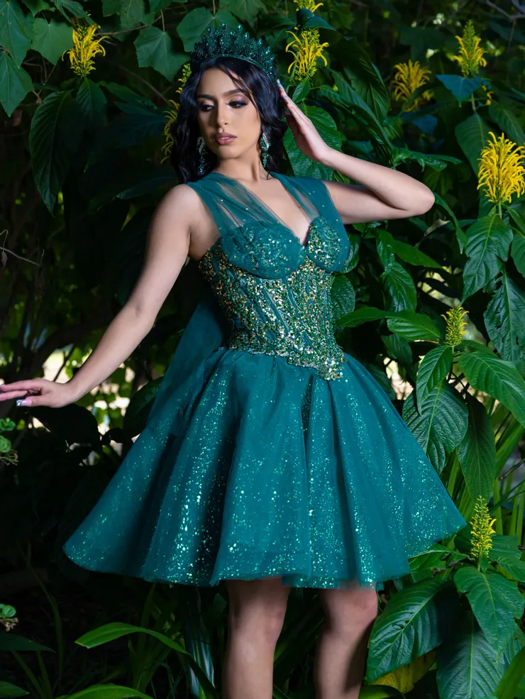 LizLúo Quince Style #26089 #1 frontface vertical picture