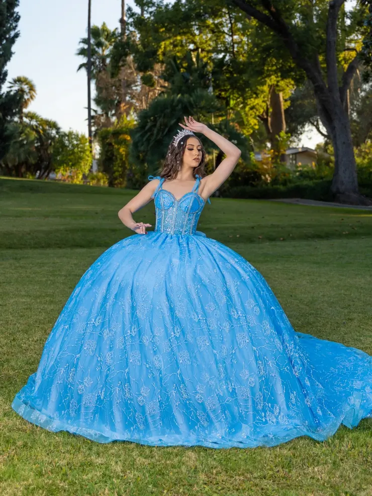LizLúo Quince Style #26098 #1 frontface vertical picture