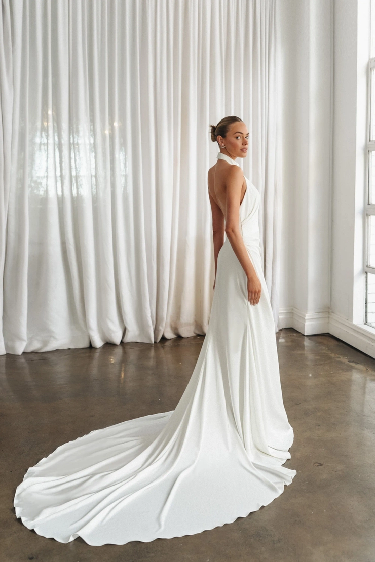 La Premiere White - Epic | Samila Bridal and Formal