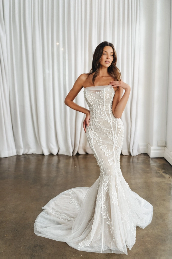 knee length dresses for ladies Jade's Beaded Lace Dress – Igdalyah