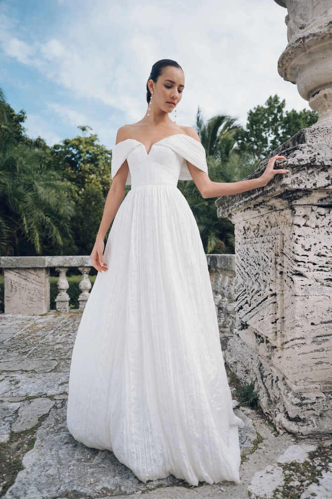 By Jenny White Faye Set
