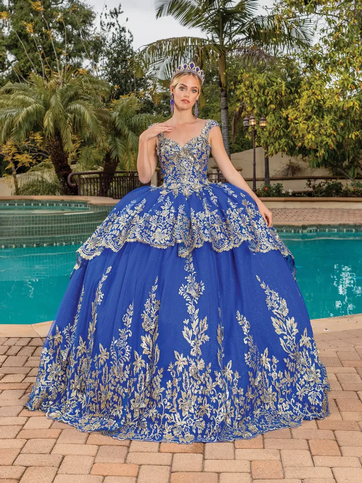 Gold Quinceaera Dresses in Chicago, IL | Alborada