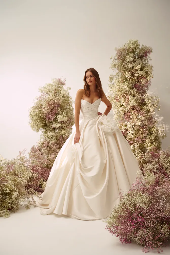 ぺけさん専用！！Nicole Felicia風　minlady bride ぺけさん専用！！Nicole Felicia風 minlady bride - メルカリ