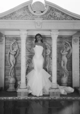 Leah Da Gloria Style #Belize #3 frontface vertical thumbnail