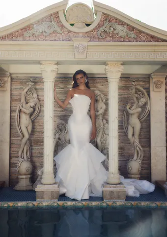 Leah Da Gloria Style #Belize #2 frontface vertical thumbnail