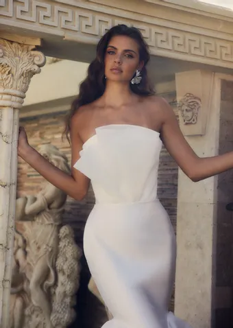 Leah Da Gloria Style #Belize #5 frontface vertical cropped thumbnail