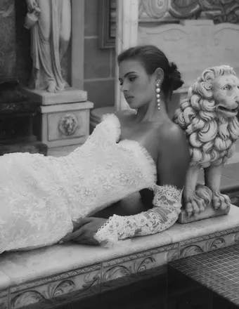 Leah Da Gloria Style #Catalina #6 frontface vertical cropped thumbnail