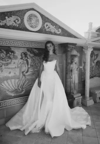 Leah Da Gloria Marie + Overskirt #1 frontface vertical thumbnail