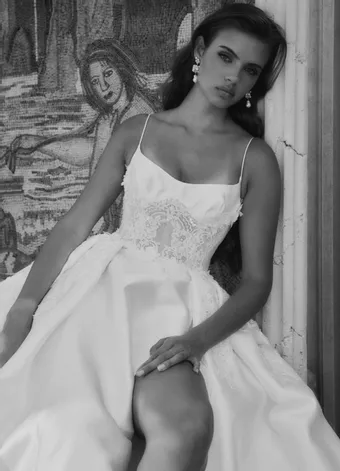 Leah Da Gloria Style #Paloma #2 frontface vertical cropped thumbnail