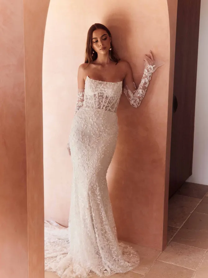 Alena Leena | Bella Lily Bridal - Heather | Bella Lily Bridal