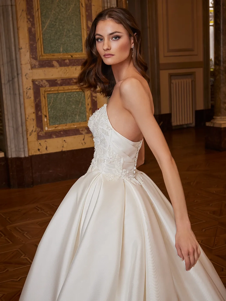 Privé Style #Eileen #3 vertical cropped picture