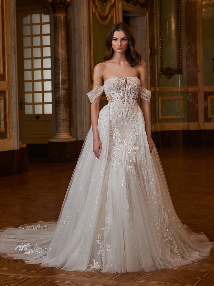 Privé Style #Emilia #1 frontface vertical picture