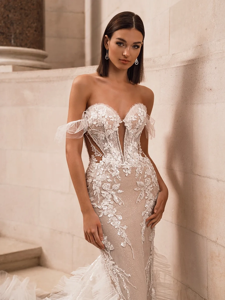 Élysée Style #Fawne #7 frontface vertical cropped picture