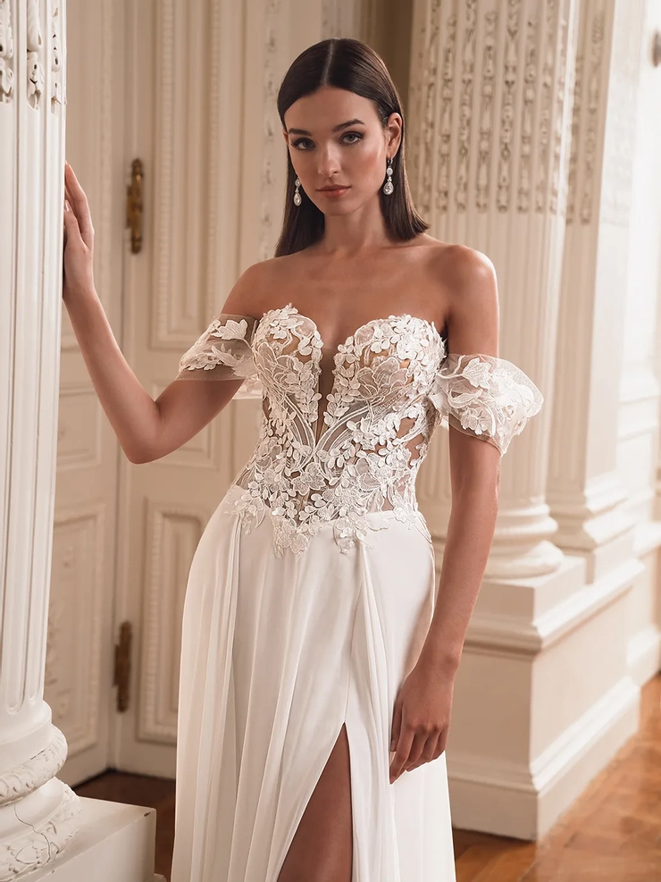 Élysée Style #Firouze #6 frontface vertical cropped picture