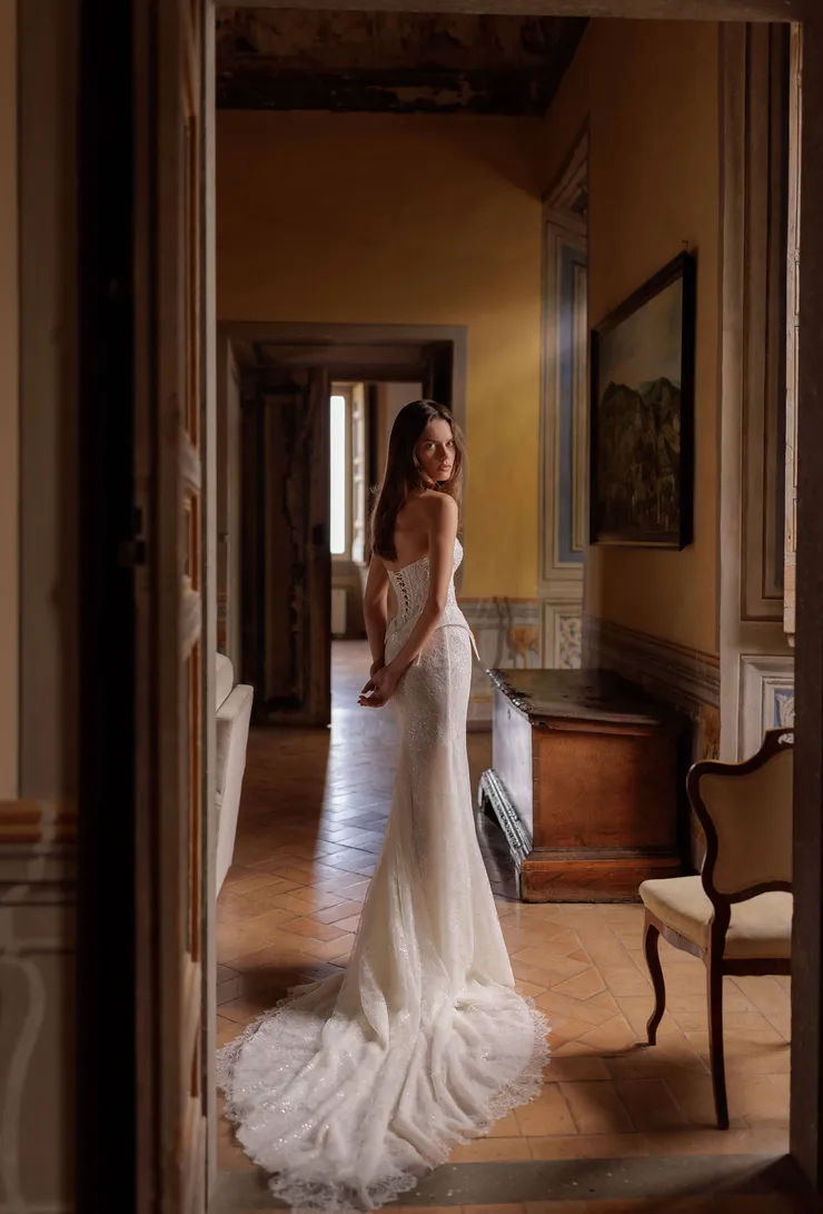 Wona Concept Backface Thumbnail Image