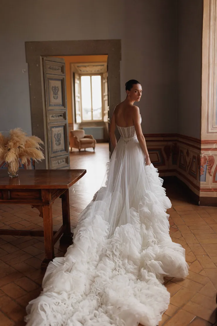 Wona Concept Backface Thumbnail Image