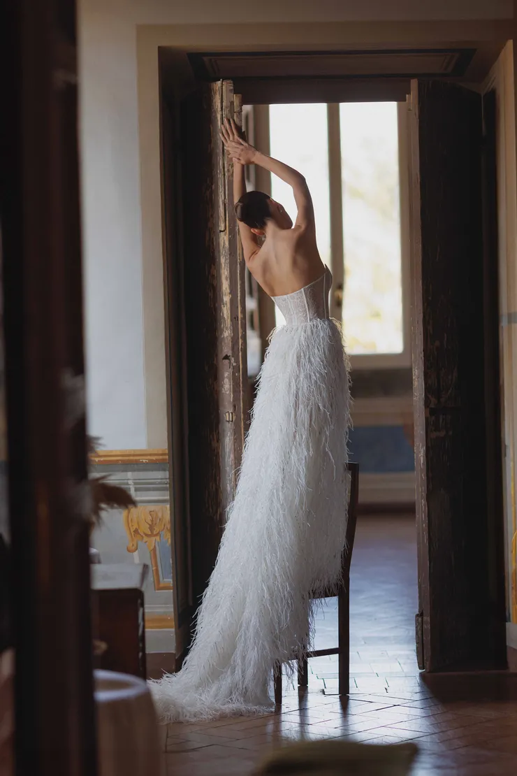 Wona Concept Backface Thumbnail Image