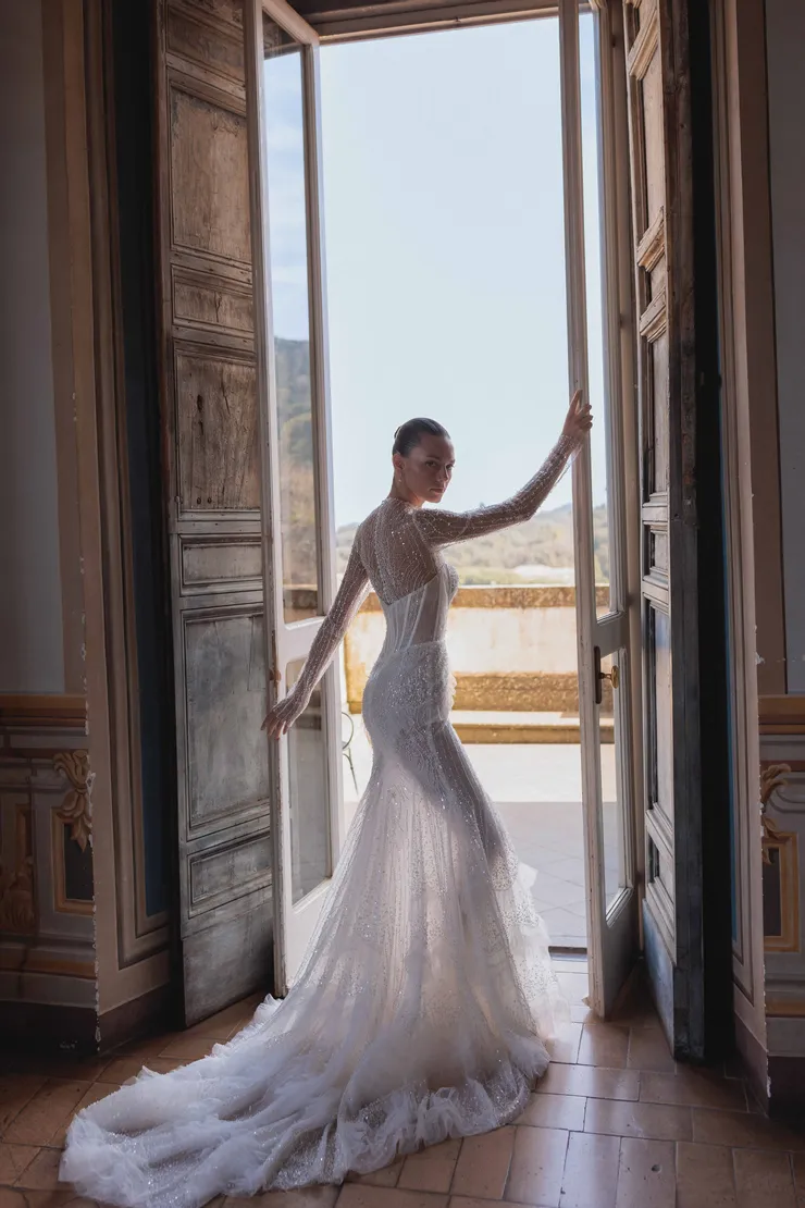 Wona Concept Backface Thumbnail Image