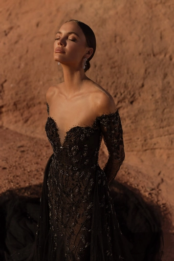 Julie Vino Style #2615 #3 frontface vertical cropped thumbnail