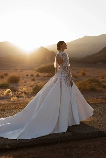 Julie Vino Style #2617 #2 backface vertical thumbnail