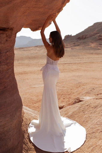 Julie Vino Style #2605 #2 default backface vertical thumbnail