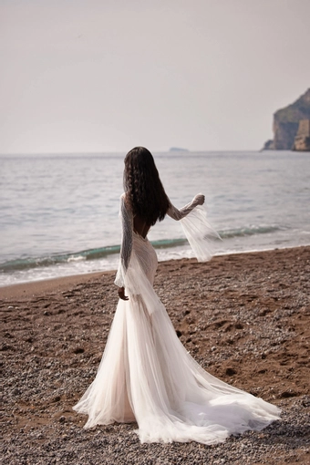 Julie Vino Style #2507 #1 default backface vertical thumbnail