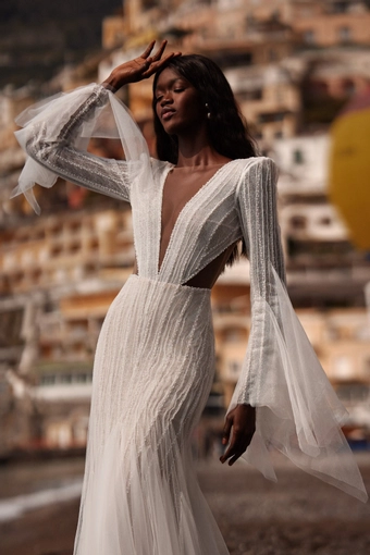 Julie Vino Style #2508 #4 frontface vertical cropped thumbnail