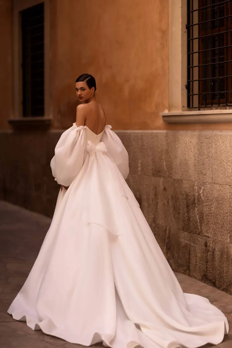 Wona Concept Backface Thumbnail Image