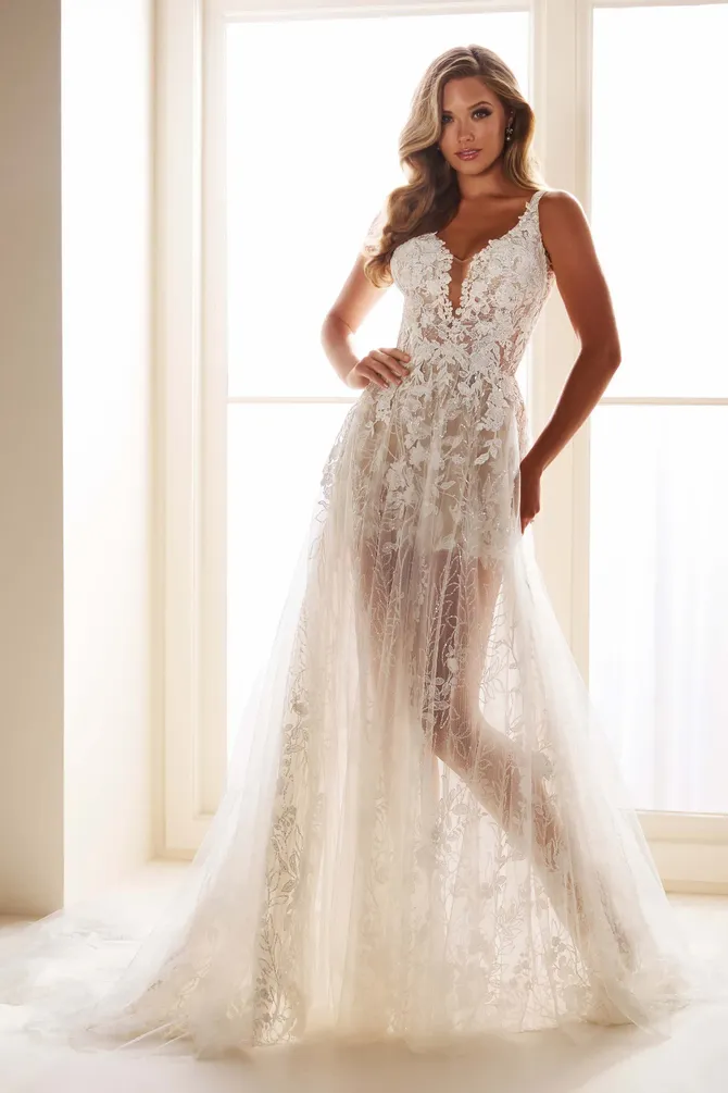 Enchanting by Mon Cheri E 521