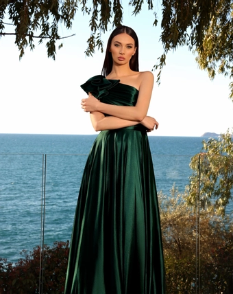 Nicoletta NC2062 #14 frontface vertical cropped thumbnail