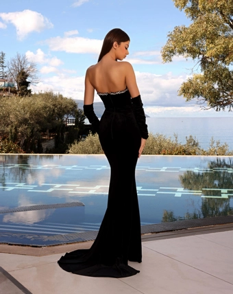 Nicoletta NC2067 #3 backface vertical thumbnail